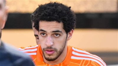 طبيب الأهلي يكشف حجم إصابة مصطفى شوبير 