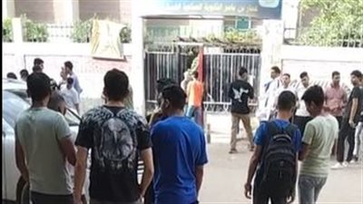 لجميع التخصصات.. انطلاق الامتحانات التحريرية للدبلومات الفنية 2023 | بث مباشر 