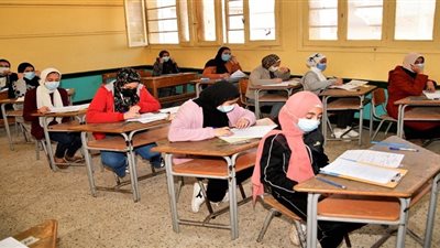 تعرف على مواصفات امتحان اللغة الإنجليزية للصف الأول الإعدادي 2025