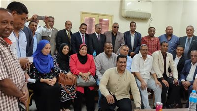 القوى العاملة: لقاء مع ممثلي النقابات العمالية بقنا والأقصر لتعزيز علاقات العمل