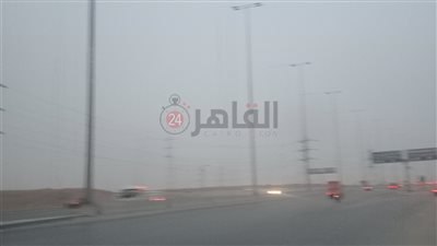 حالة الطقس في الفيوم الآن.. حجب الرؤية على الطريق الصحراوي بسبب العاصفة الترابية