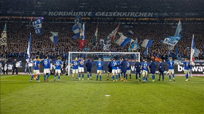 رسميا.. شالكة وهيرتا برلين يهبطان إلى دوري الدرجة الثانية الألماني