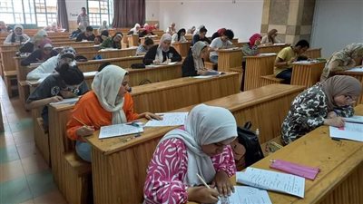 موعد امتحانات الترم الأول 2025 بالجامعات