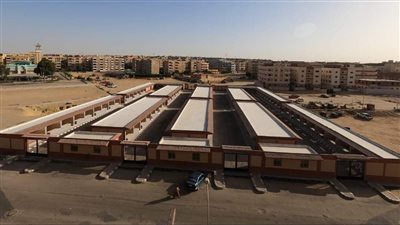 افتتاح السوق النموذجية بمدينة بدر بإجمالي 138 محلا تجاريا لحل مشكلة الباعة الجائلين 