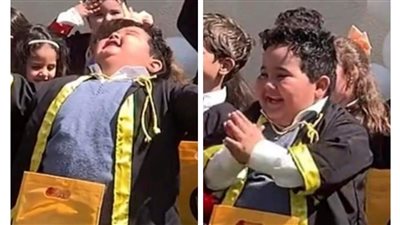 ضحكته خطفت الأنظار│ طفل ليبي يعبر عن سعادته بانتهاء الدراسة.. ووالدته: يعرف أنه سيذهب للبحر