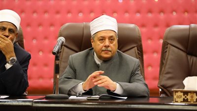 المعاهد الأزهرية: 141 ألف طالب وطالبة يؤدون امتحانات الثانوية.. و240 معلمة رؤساء اللجان