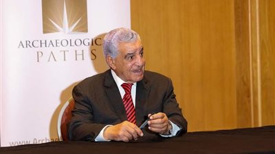 زاهي حواس: المدرب الوطني هو من يحقق انتصارات مع المنتخب.. وحسام حسن الأنسب 