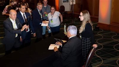 زاهي حواس يلقي محاضرة عن الاكتشافات الأثرية بالولايات المتحدة الأمريكية | صور 