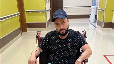 بدأ يتكلم.. نهال عنبر تكشف تطورات الحالة الصحية لـ أحمد إبراهيم بعد إصابته بالشلل