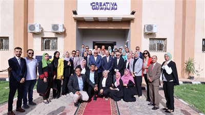 وزير الاتصالات: نستهدف إقامة 70 برج محمول في محافظة الوادي الجديد خلال 2023 