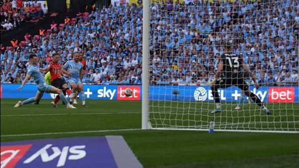 مباراة كوفنتري ولوتون