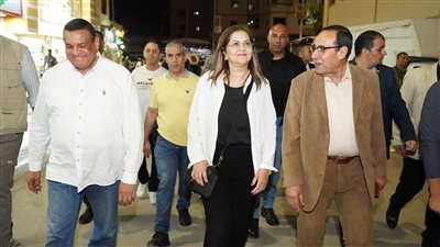 وزيرة التخطيط تشيد بالأمن والأمان خلال جولتها بمدينة العريش: الفضل يعود لدماء الشهداء | صور 