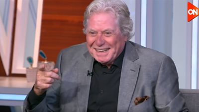 حسين فهمي: وافقت على دوري في سره الباتع بكلمة واحدة من خالد يوسف