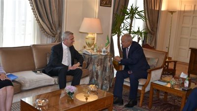 أبو الغيط والمفوض السامي للأمم المتحدة يبحثان تطورات اللاجئين من السودان وسوريا