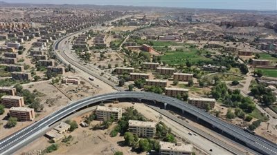 غلق جزئي لكوبري السيل العلوي للسيارات بـ أسوان 