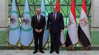 اللواء عباس كامل يبحث مع رئيس الوزراء الفلسطيني سبل تخفيف معاناة أهالي غزة