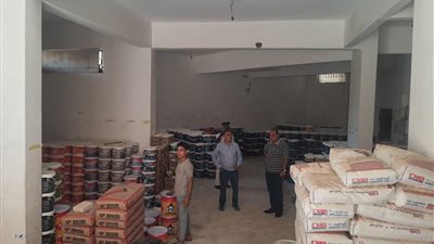 جهاز القاهرة الجديدة ينفذ 27 قرار غلق وتشميع لمحال مخالفة لشروط التعاقد