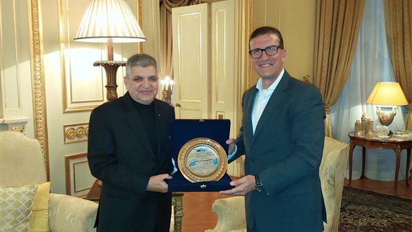 الفريق أسامة ربيع