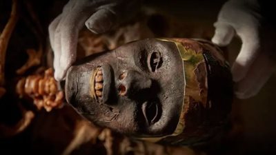 الوجه الحقيقي لـ توت عنخ آمون.. فريق بحثي يتوصل لملامح الملك الشاب من خلال مصريين معاصرين