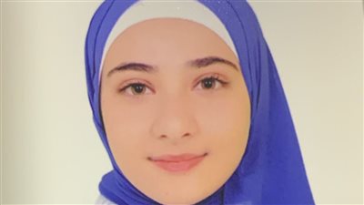 الأولى على الشهادة الإعدادية بالجيزة: نفسي أكمل مسيرة مجدي يعقوب | خاص