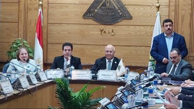  20 منحة دراسية مجانية لشباب شمال سيناء بجامعة بنها 