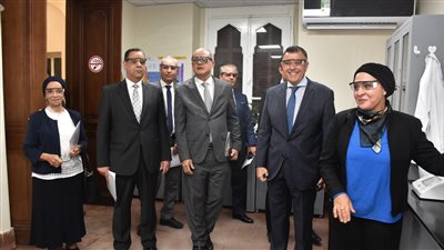 بالاشتراك مع جامعة أكسفورد.. هندسة عين شمس تفتح معمل أبحاث الكيمياء الخضراء والتحليلية