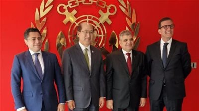 رئيس هيئة قناة السويس يبحث مع منظمة IMO سبل التعاون في مجالات التدريب والتحول الأخضر