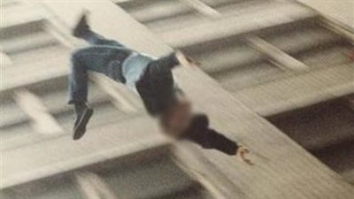 تفاصيل وفاة طالب سقط من شرفة منزله بالسويس | بث مباشر 