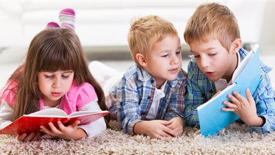 الولد يثرثر أكثر من البنت بنسبة 10% في مرحلة الطفولة|دراسة