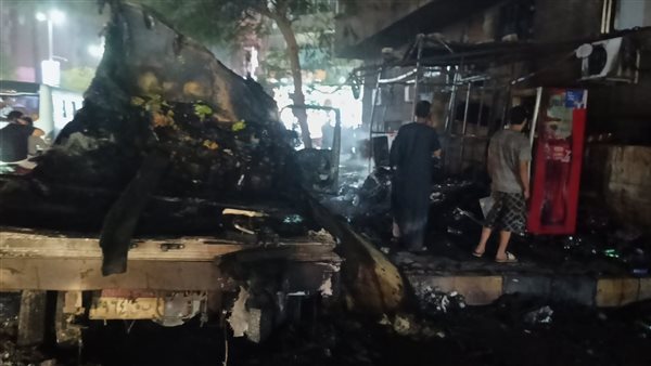 جانب من الحريق 