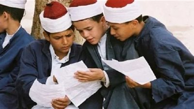 بدء أول أيام امتحانات الشهادتين الابتدائية والإعدادية الأزهرية 2024