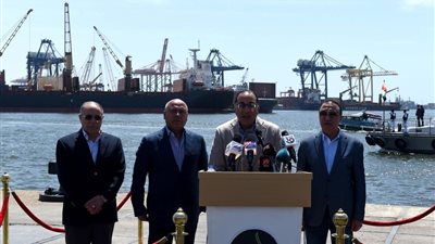 رئيس الوزراء: الدولة لا تستهدف إنشاء بنية أساسية فقط في الموانئ.. لكنها تريد ضمان استدامتها