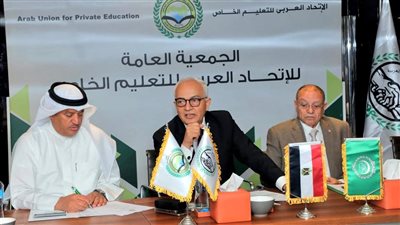 وزير التعليم يقترح إعداد إطار عام للمناهج بنواتج تعلم واحدة بالدول العربية
