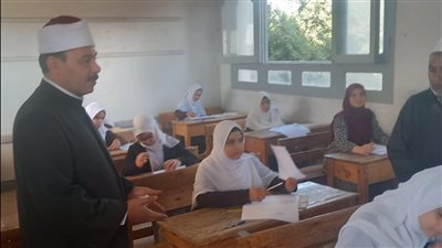 اليوم.. طلاب الشعبة الأدبية بالثانوية الأزهرية بالقليوبية يؤدون امتحان مادة القرآن الكريم 
