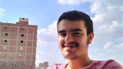 أب يستغيث لإيداع نجله المريض بفرط الحركة الشديد دار رعاية: ضرب أمه وجالها ارتجاج في المخ ومفيش مكان قابله