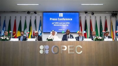 رسميا.. السعودية تعلن تمديد الخفض التطوعي في إنتاج النفط حتى نهاية 2024