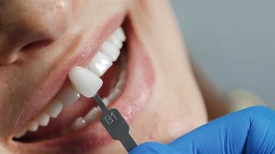 خبير صحي يحذر: تناول القهوة يزيد من خطر الإصابة بهشاشة العظام وتآكل الأسنان