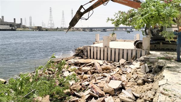 التعديات على أراضي