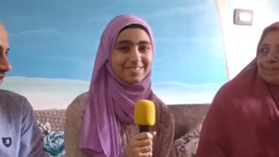 الأولى على الشهادة الإعدادية ببني سويف: الصلاة والأذكار سبب تفوقي.. وأهلي شجعوني على النجاح | بث مباشر