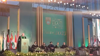 انطلاق احتفالية تخريج الدفعة الثانية لأول فرع للجامعات الأجنبية بالعاصمة الإدارية الجديدة 