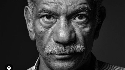 الإحساس بالوحدة والخوف من الآخر.. سيد رجب يكشف التشابه بين شخصيته الحقيقية ودوره في فيلم 19 ب