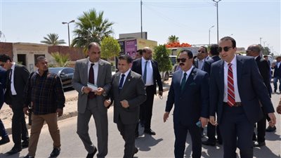 لجنة الصناعة بمجلس النواب تتفقد ميدانيًا المنطقة الصناعية بالإسماعيلية