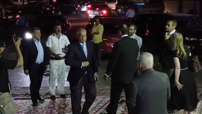  أحمد زكي بدر وأسامة هيكل يقدمان واجب العزاء في شقيقة عصام شرف | صور 