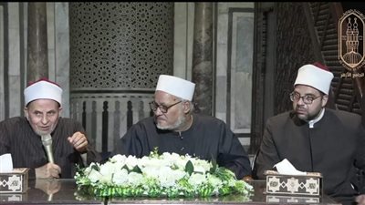 ملتقى شبهات وردود بالجامع الأزهر: القراءات ليست للتيسير فقط وإنما لإظهار معان جديدة للقرآن الكريم