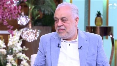 أشرف زكي: نقابة المهن التمثيلية بتاعة الغلابة.. والمشاهير لازم يدعموا زملاءهم