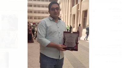 صاحب الممر الشرفي بتربية حلوان: لحظة لن أنساها ربنا ينجحهم ويفرحهم