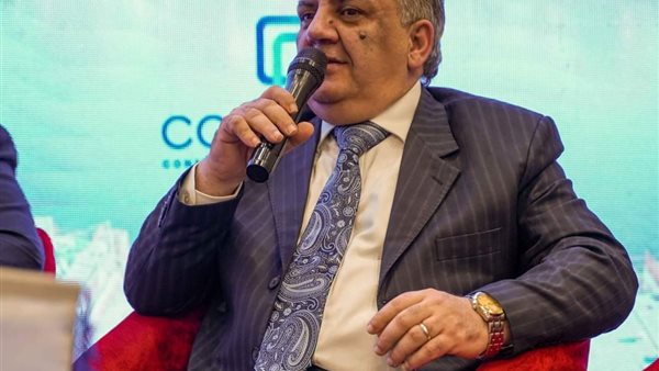 الدكتور شريف مكين