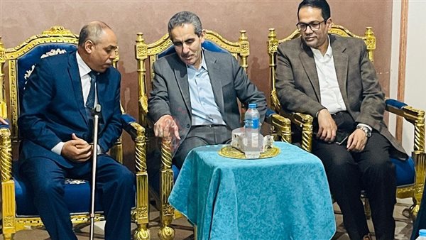 محافظ الغربية يعزي