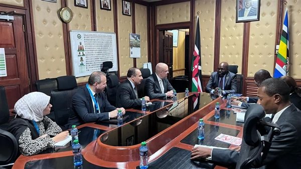 جانب من اجتماع وزير