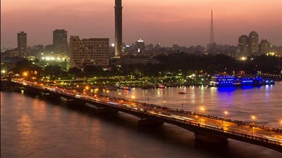 غلق كلي لشارع كورنيش النيل أسفل كوبري 15 مايو بالجيزة لاستكمال محور 26 يوليو الجديد